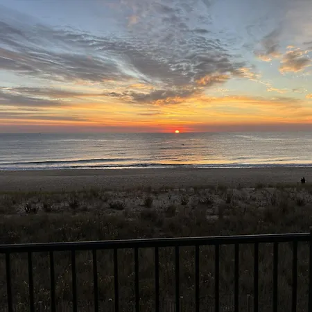 Golden Surf Apartment